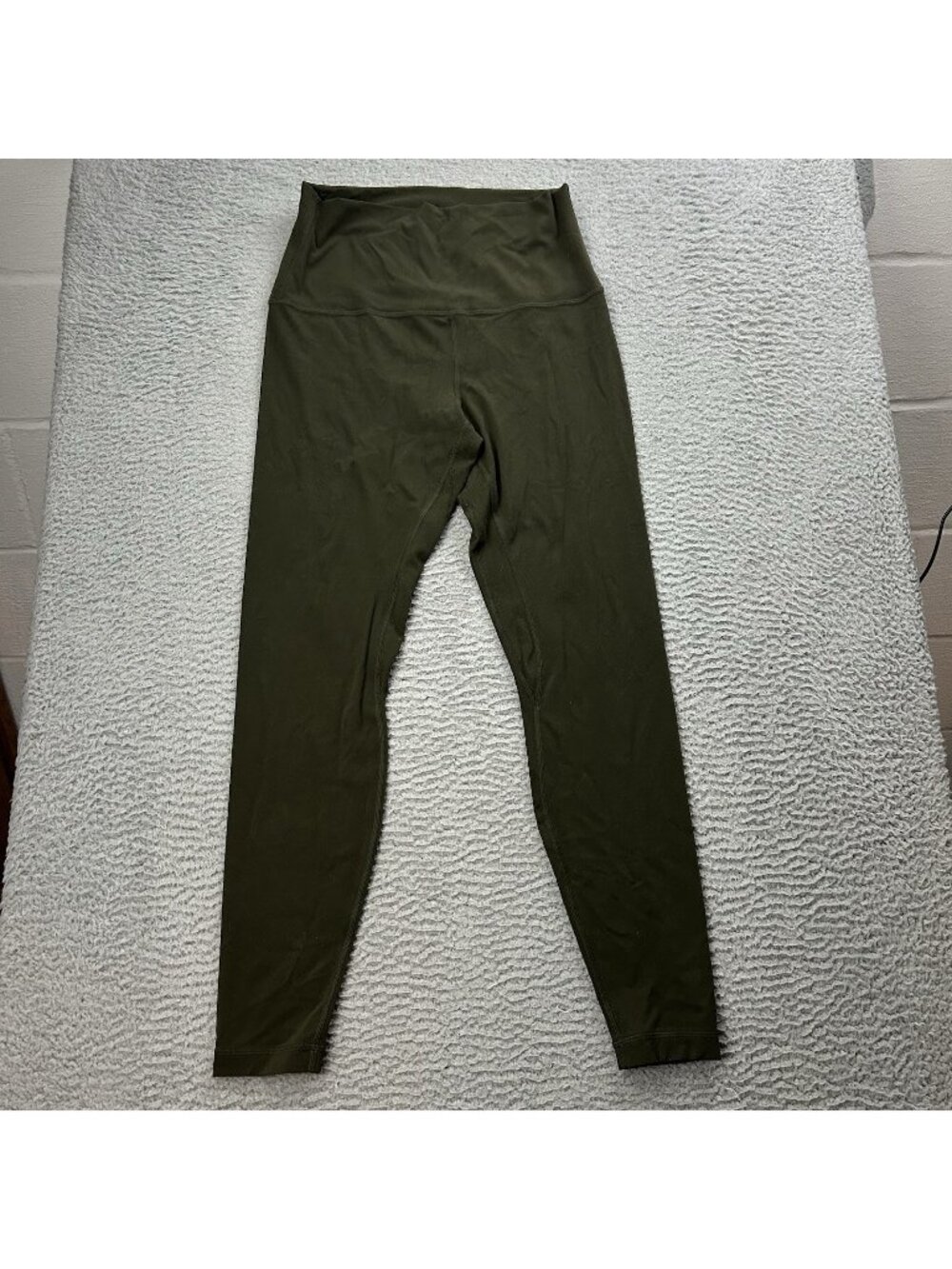 Lululemon Green Leggings Size 4 Womens Active Workout Gym Leisure